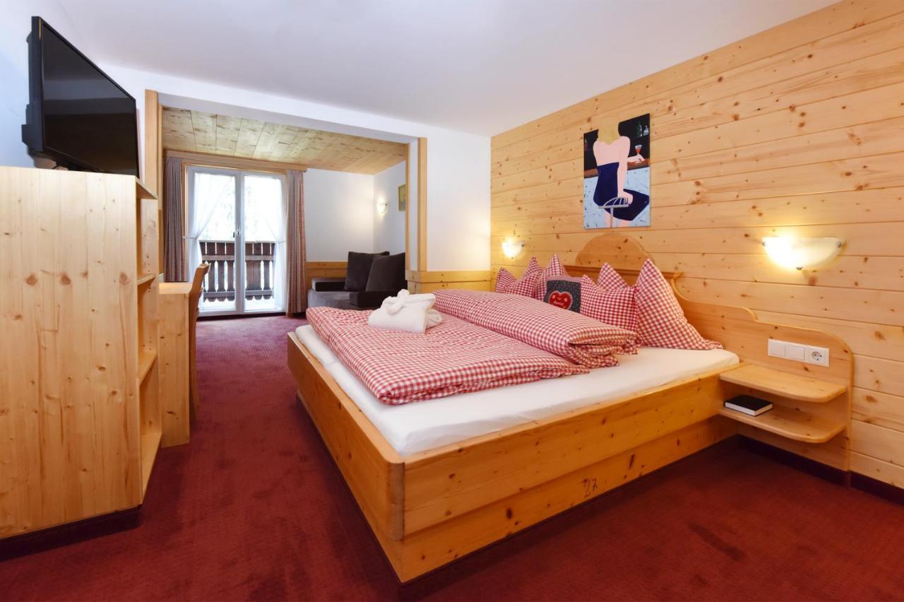 Hotel Valluela ザンクト・ガレンキルヒ エクステリア 写真